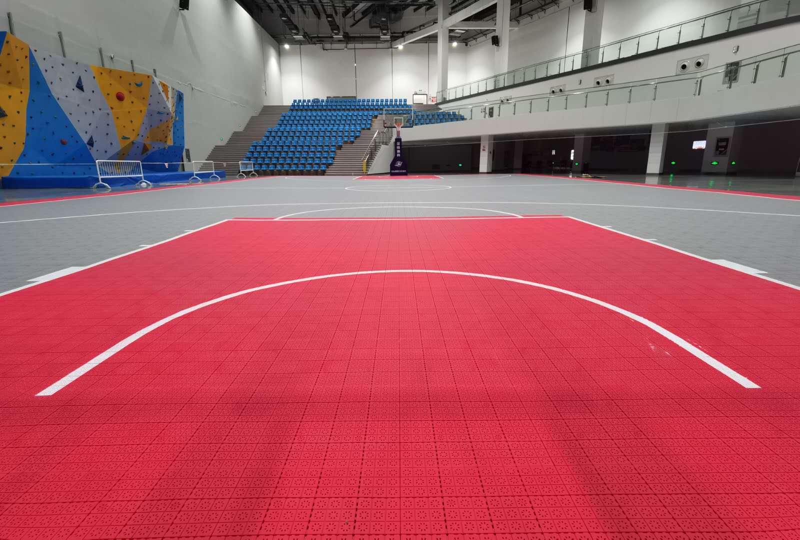 揚(yáng)州南部體育公園籃球場